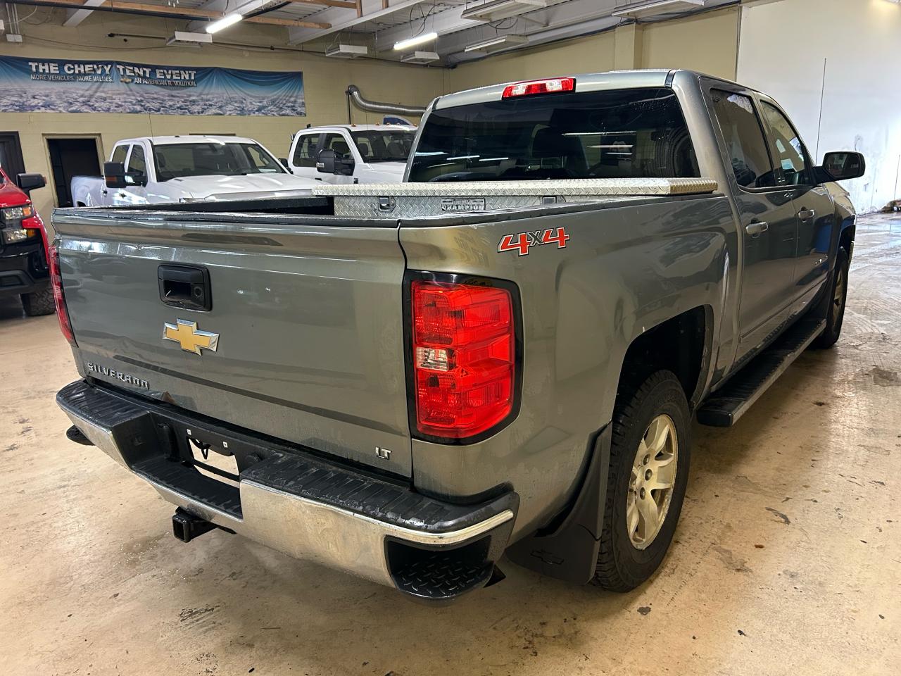 2017 Chevrolet Silverado 1500 LT - Photo #4