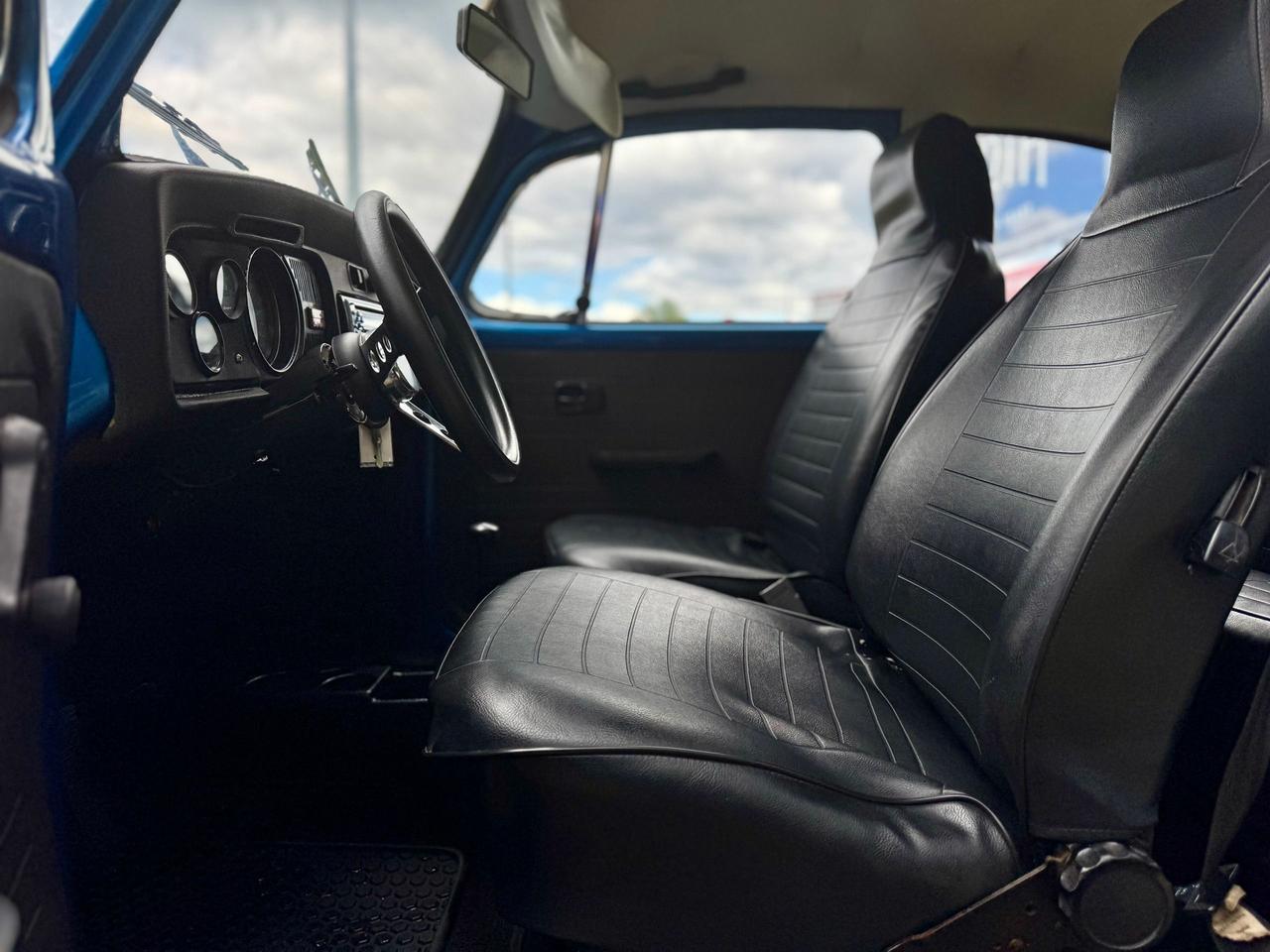 1976 Volkswagen Beetle Hatchback Photo