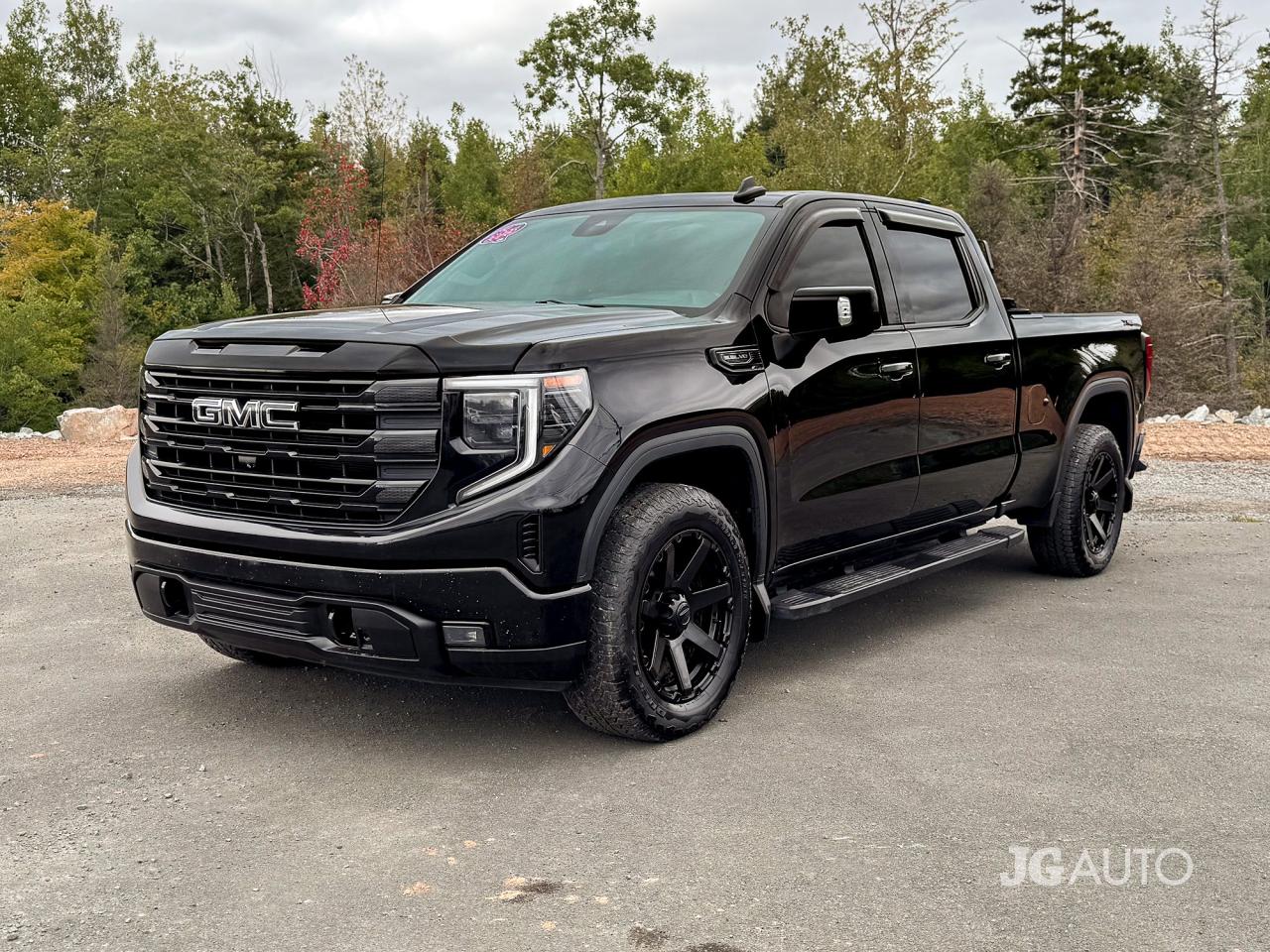 2023 GMC Sierra 1500 4WD Crew Cab 157" Elevation