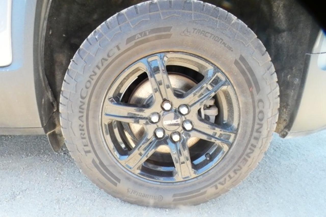 2021 GMC Acadia AT4 AWD w/Htd Leather, x2 S/R, NAV, BUC - Photo #20