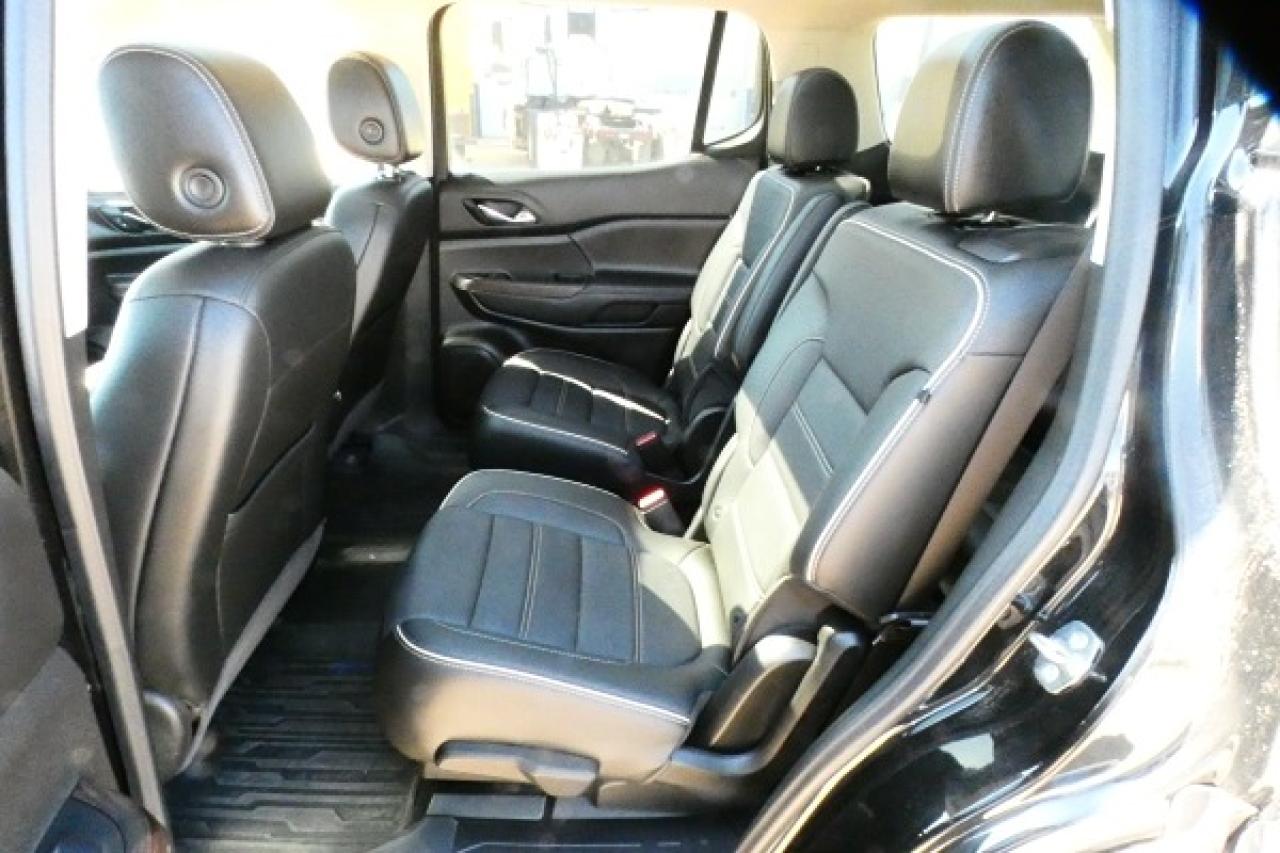 2022 GMC Acadia Denali AWD w/H&C L, x2 S/R, NAV, RVM+BUC - Photo #10