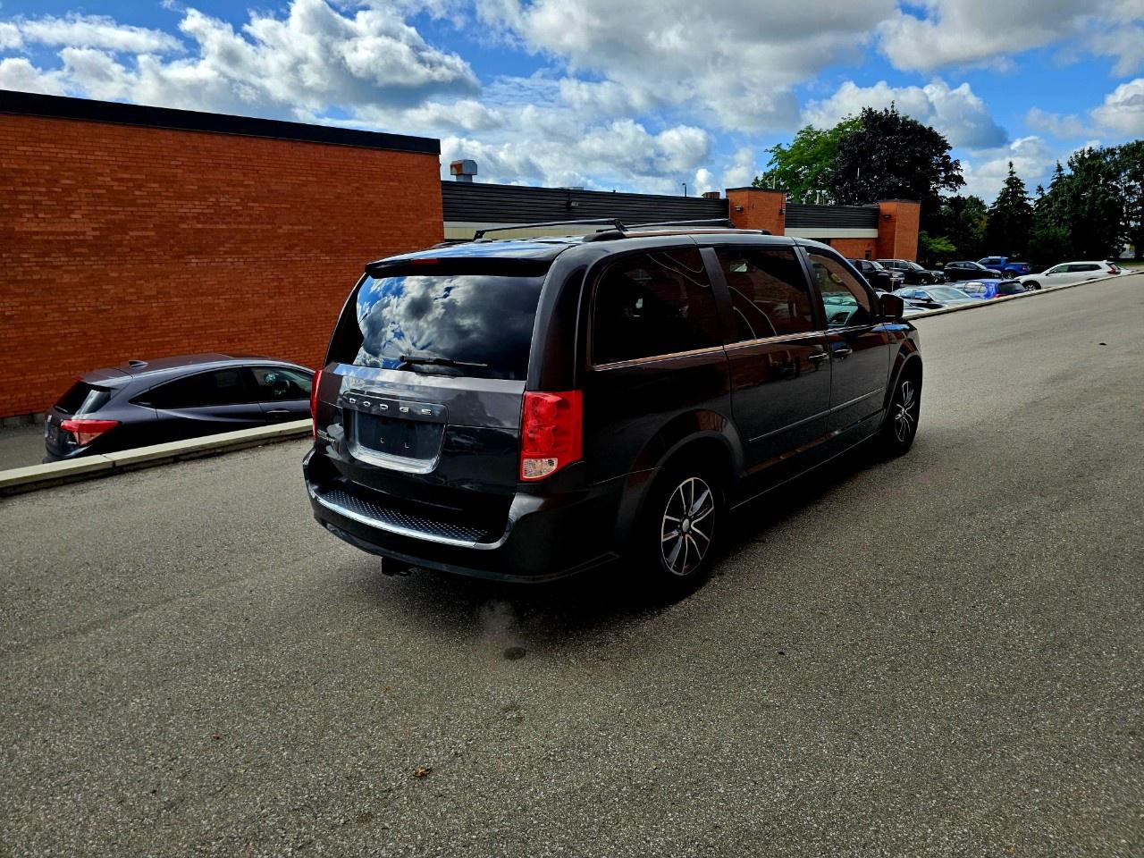 2016 Dodge Grand Caravan 4DR WGN SXT PREMIUM PLUS - Photo #5
