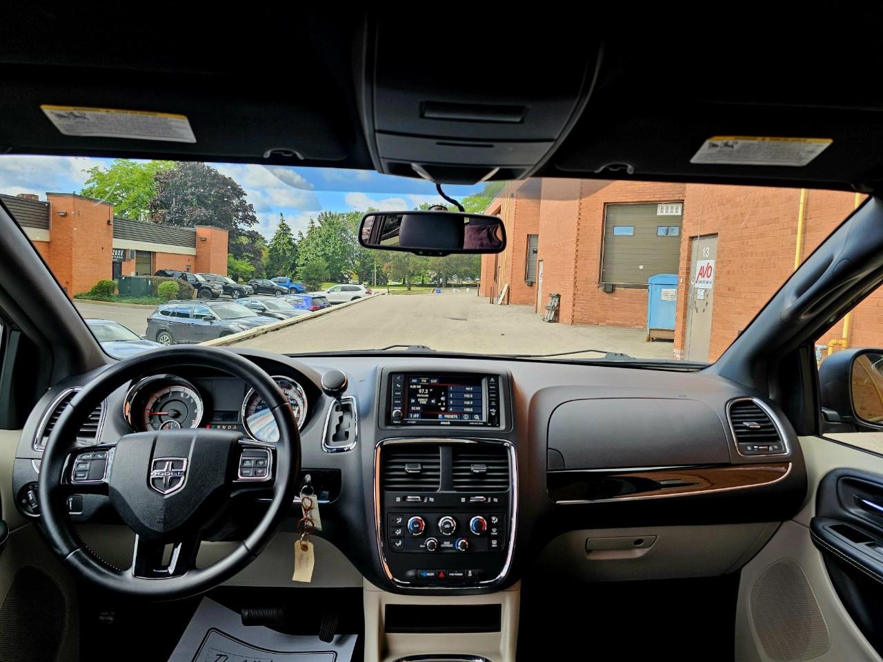 2016 Dodge Grand Caravan 4DR WGN SXT PREMIUM PLUS - Photo #9