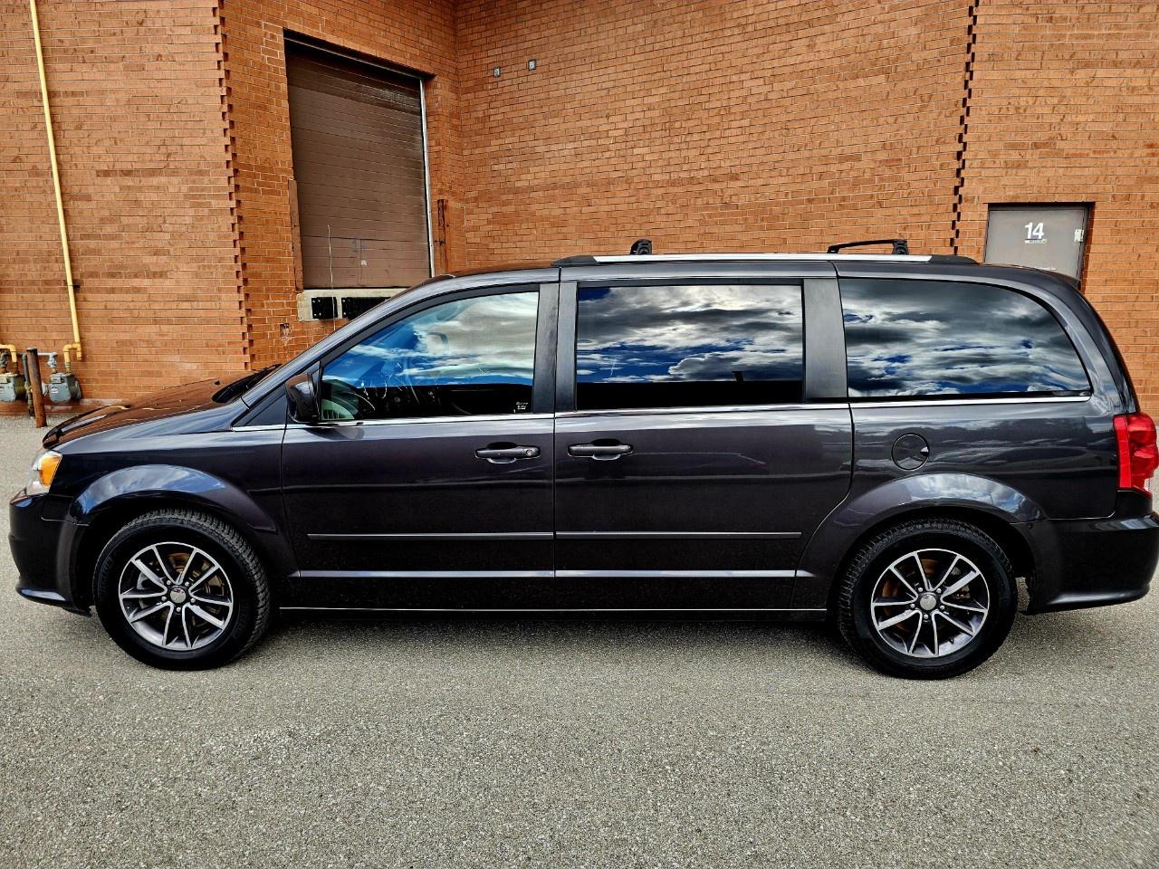 2016 Dodge Grand Caravan 4DR WGN SXT PREMIUM PLUS - Photo #8