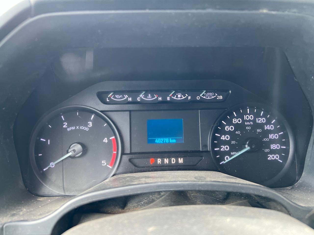 2020 Ford SUPER DUTY F-550 DRW XL - Photo #9