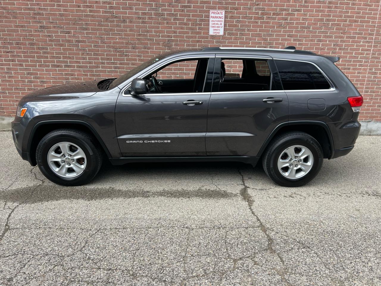 2016 Jeep Grand Cherokee Laredo - Photo #5