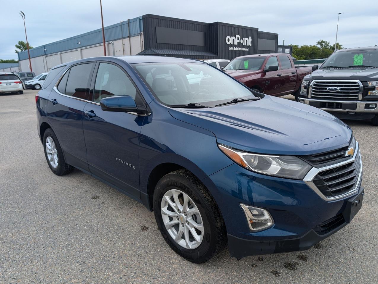 2019 Chevrolet Equinox LT | No Accidents | Apple CarPlay | Heated Seats - Photo #2