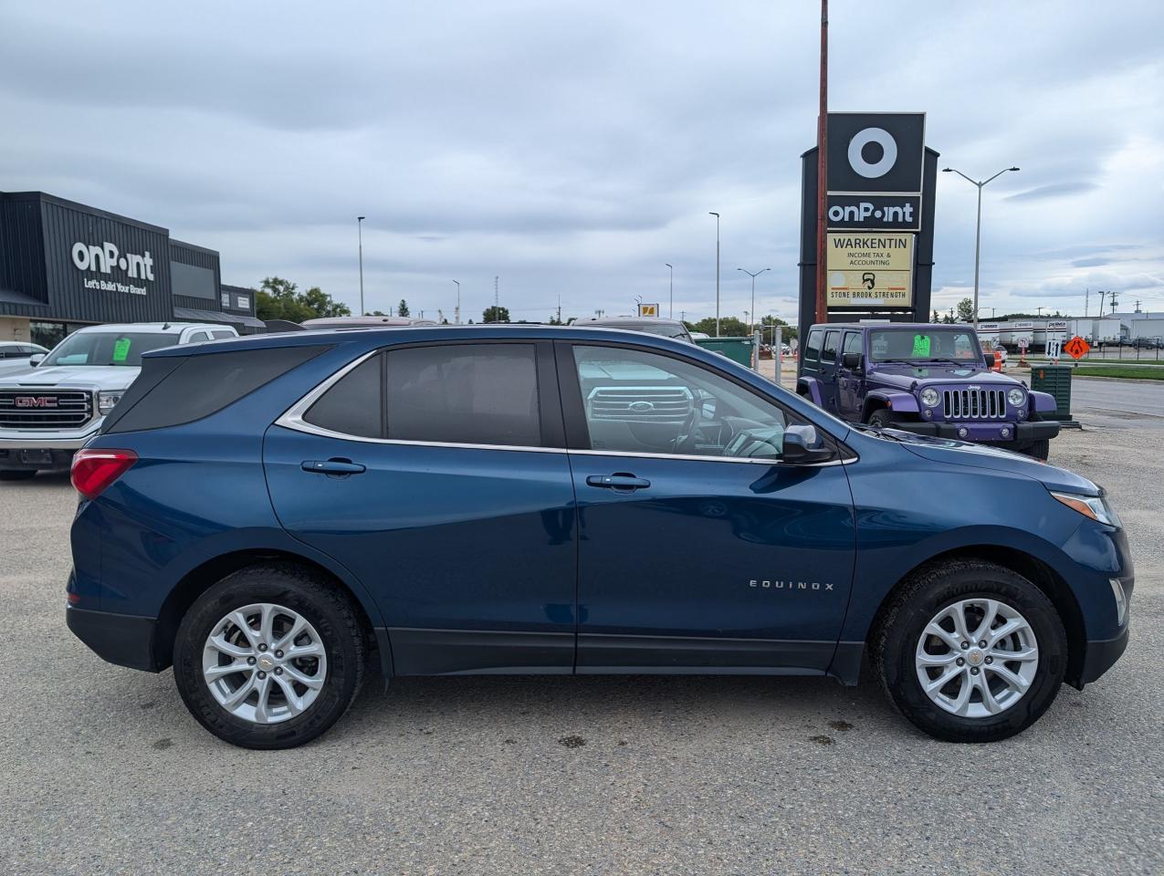 2019 Chevrolet Equinox LT | No Accidents | Apple CarPlay | Heated Seats - Photo #3