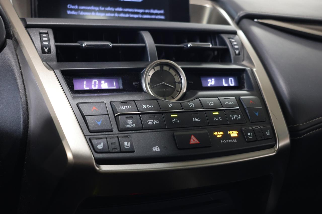 2017 Lexus NX NX300h AWD - SUNROOF|NAVI|CAMERA|BLINDSPOT - Photo #16