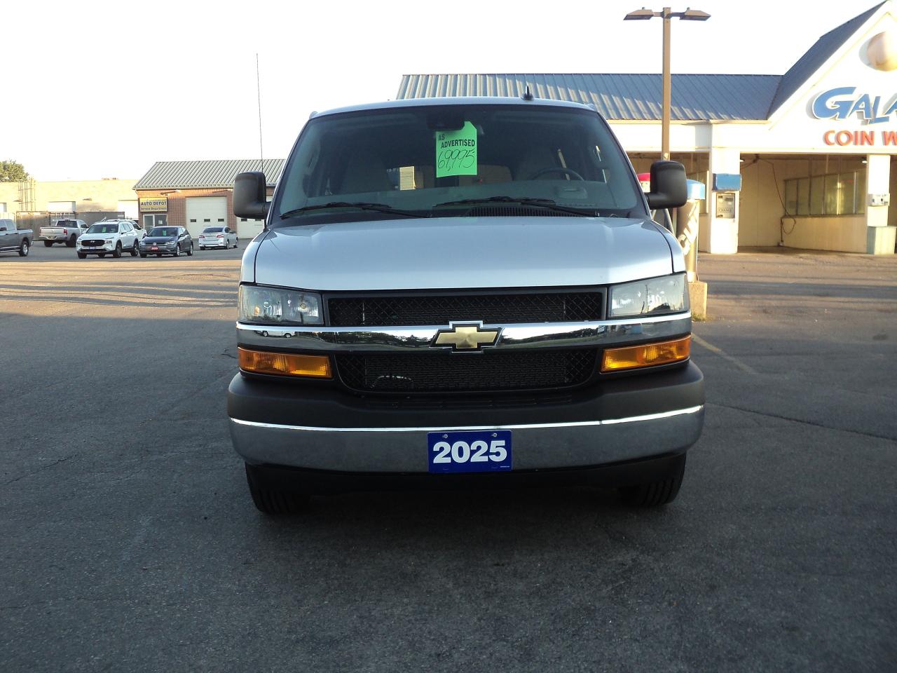 2025 Chevrolet Express 2500 LT RWD 6.6L8cylGas 12 Passenger  135"WB - Photo #2