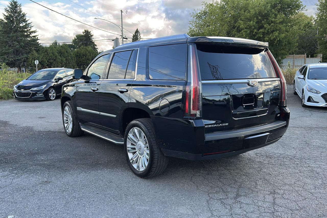 2015 Cadillac Escalade Platinum - Photo #3