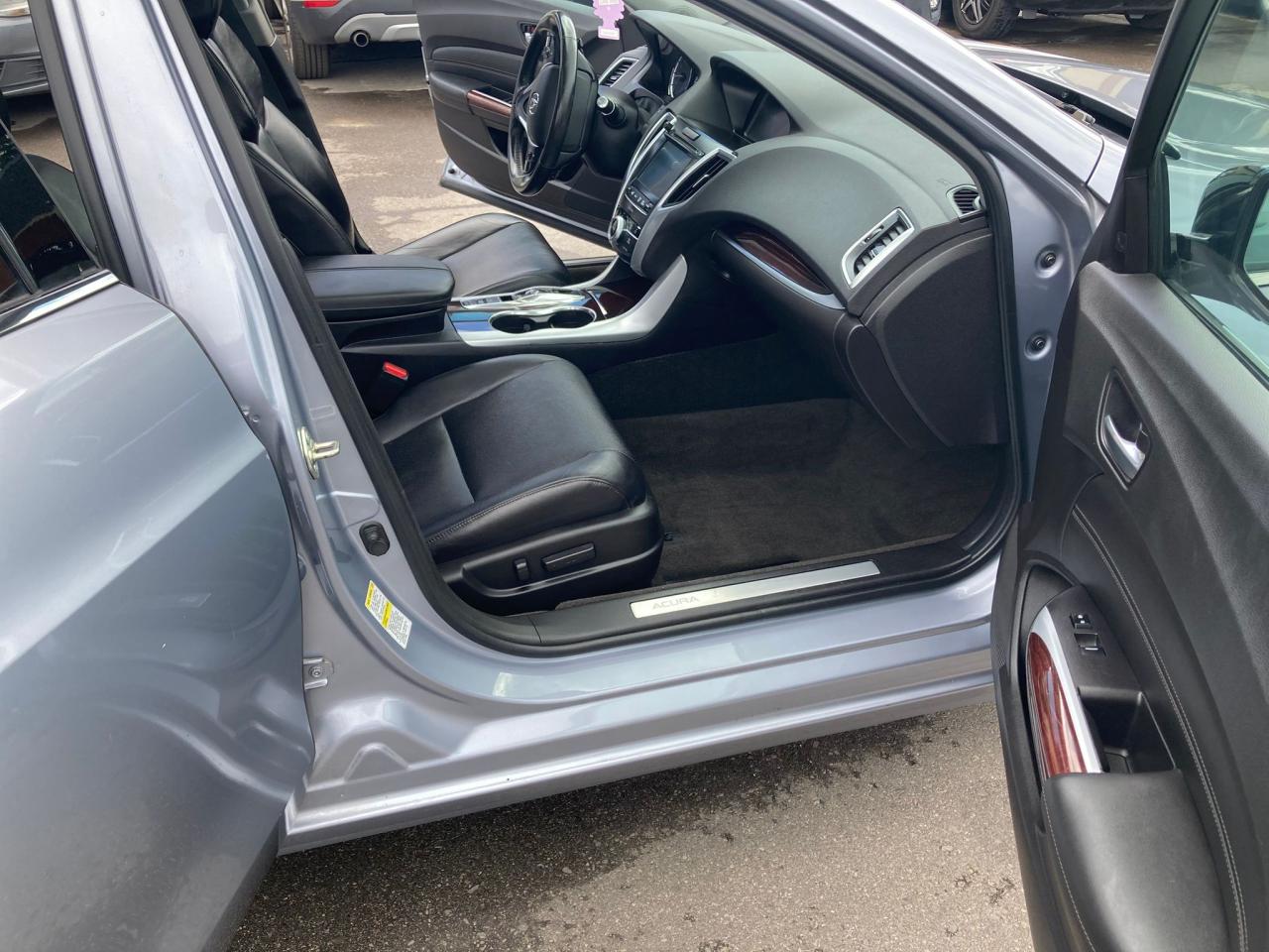 2015 Acura TLX AUTO AWD NO ACCIDENT LOW KM NAVIGATION SUNROOF B-T - Photo #15
