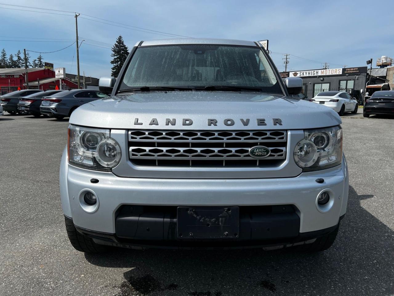 2011 Land Rover LR4 LUX - Photo #9