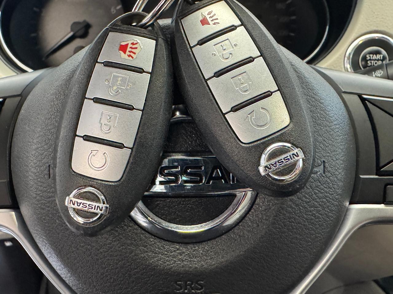 2018 Nissan Qashqai SL+New Tires+Roof+LKA+Adaptive Cruise+CLEAN CARFAX - Photo #15