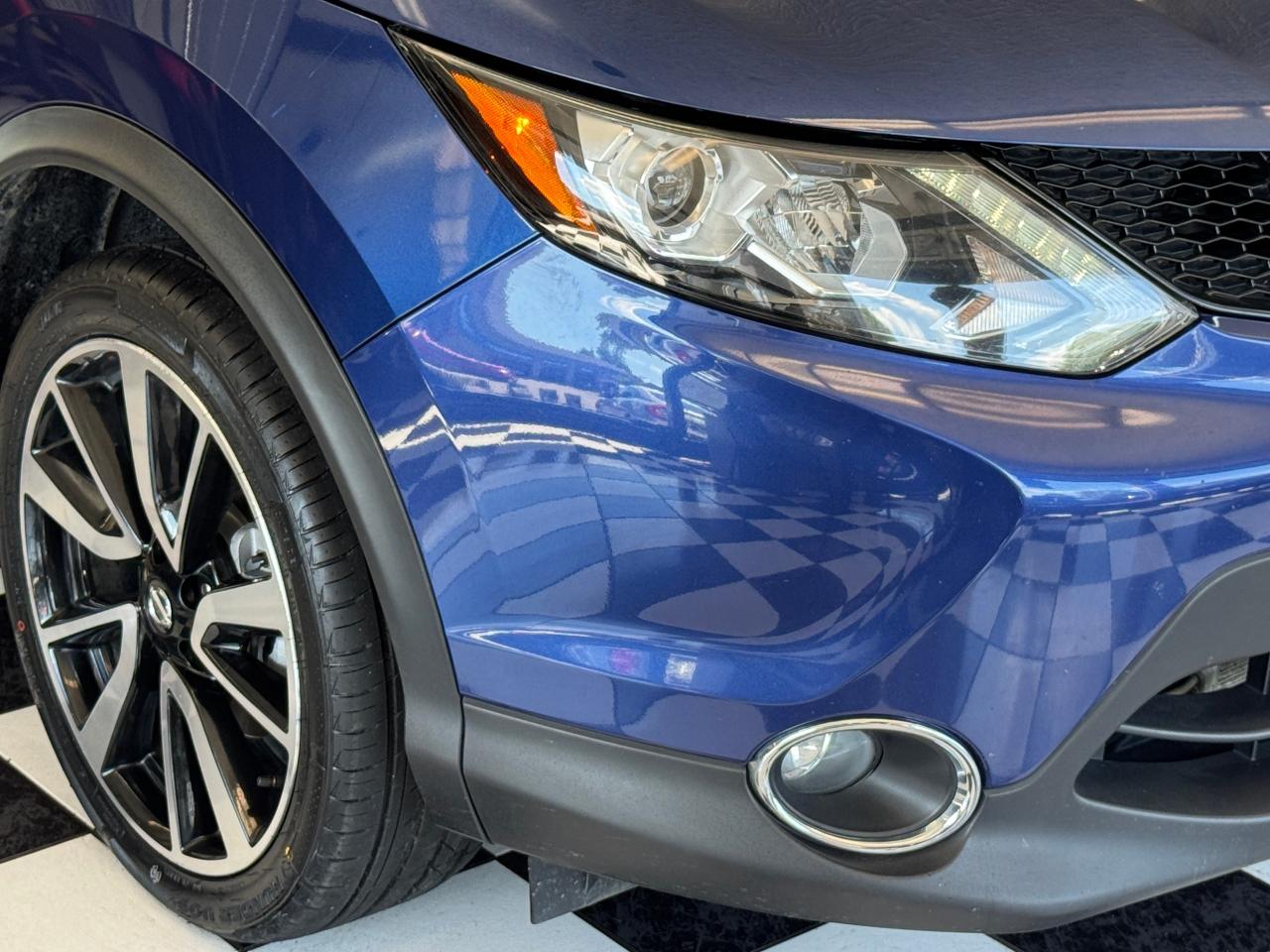 2018 Nissan Qashqai SL+New Tires+Roof+LKA+Adaptive Cruise+CLEAN CARFAX - Photo #37