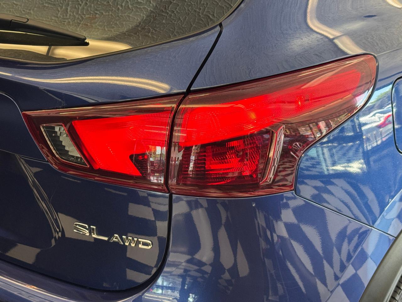 2018 Nissan Qashqai SL+New Tires+Roof+LKA+Adaptive Cruise+CLEAN CARFAX - Photo #64