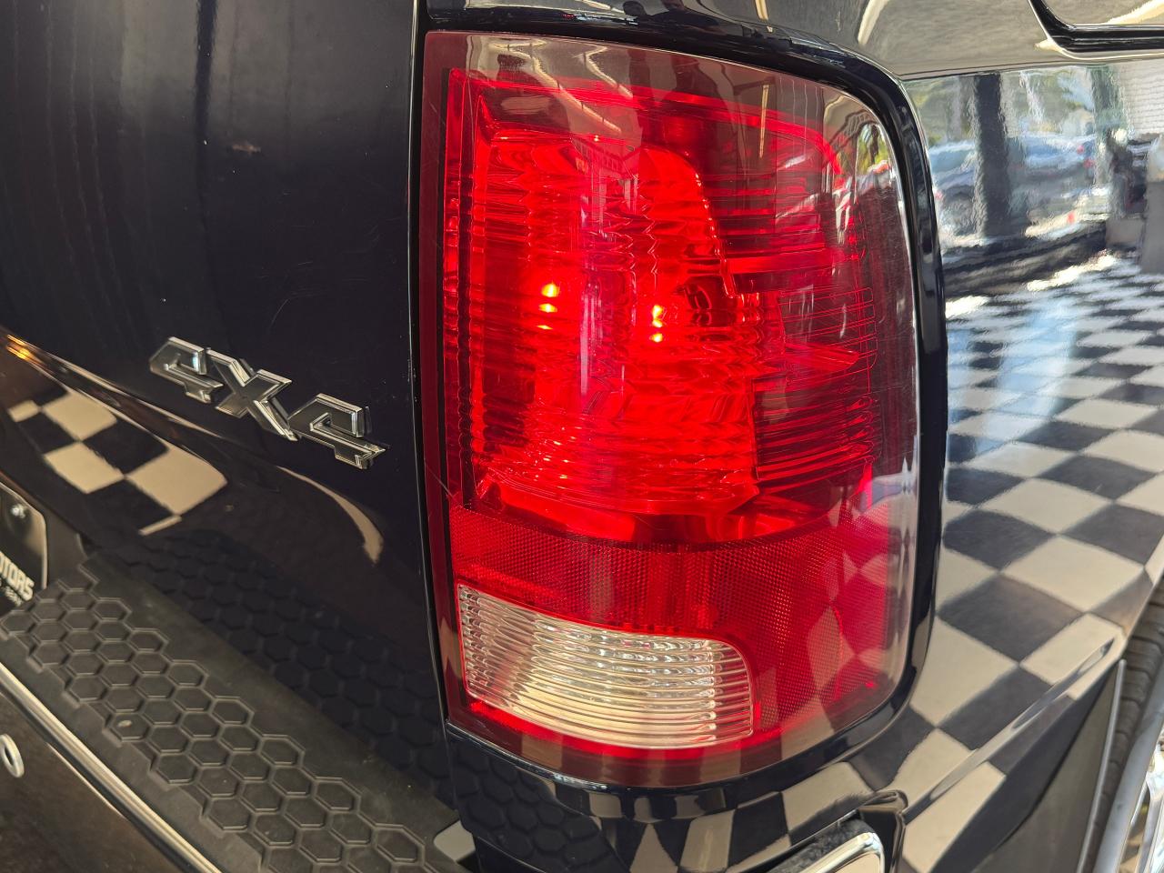 2017 RAM 1500 Big Horn CREW V8 4x4+New Tires+Brakes+CLEAN CARFAX Photo56