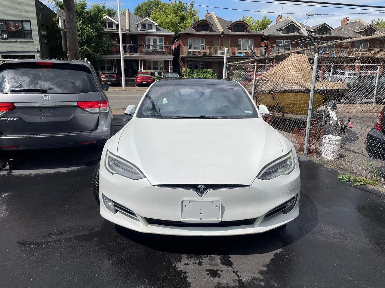 2017 Tesla Model S 100D *FULL SELF DRIVING INCLUDED, RARE WHITE INT* Photo1