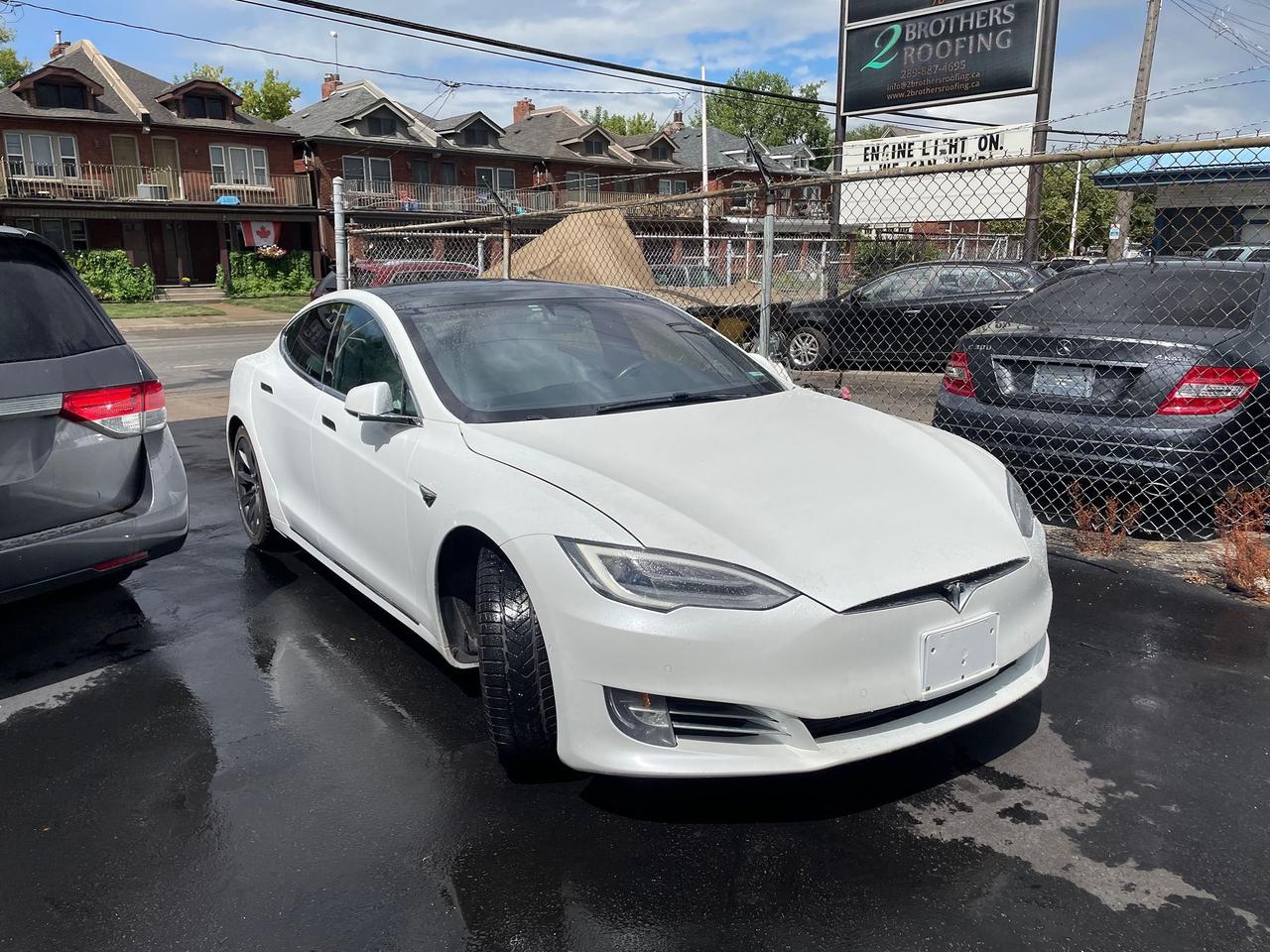 2017 Tesla Model S 100D *FULL SELF DRIVING INCLUDED, RARE WHITE INT* Photo2