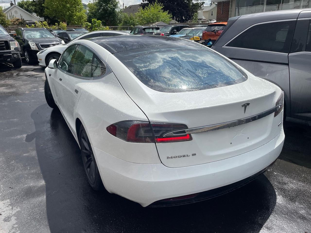 2017 Tesla Model S 100D *FULL SELF DRIVING INCLUDED, RARE WHITE INT* Photo