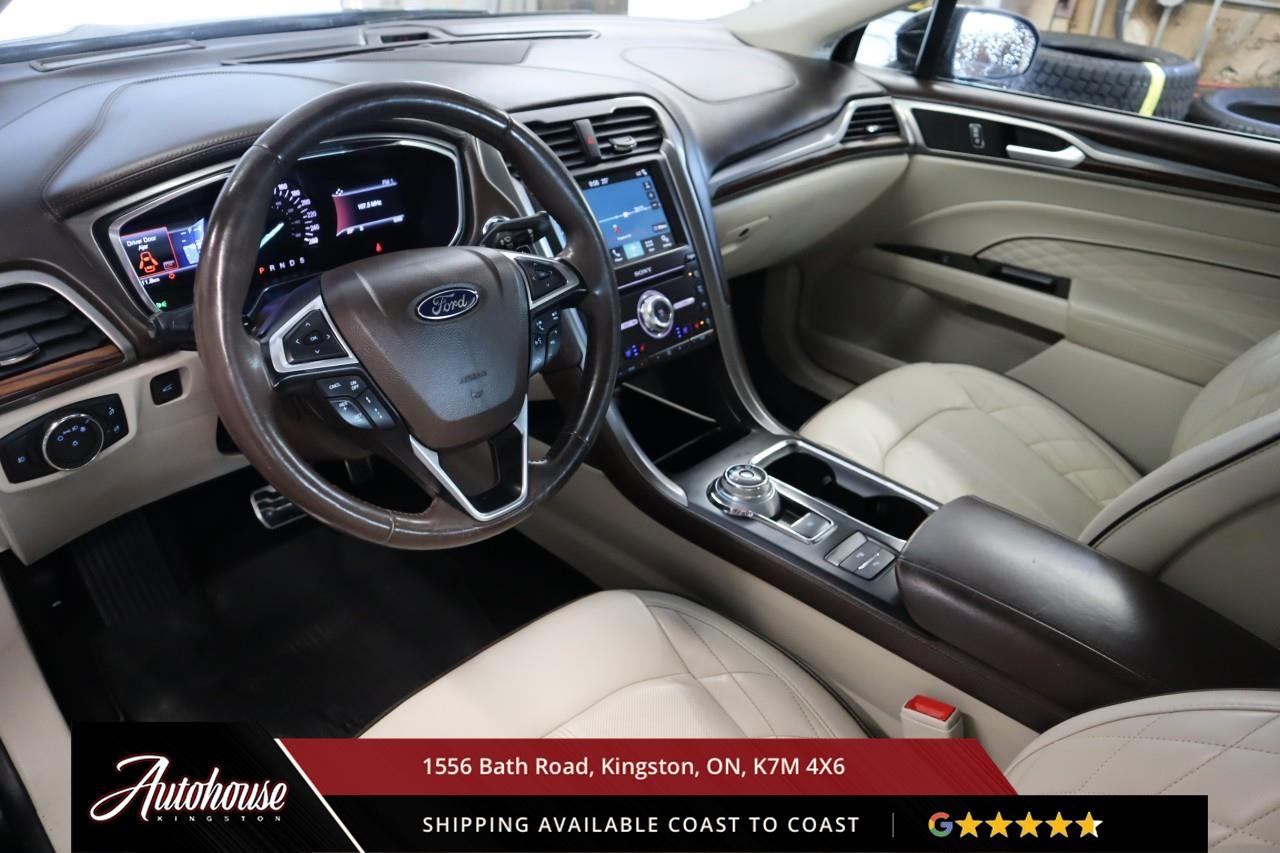 2018 Ford Fusion Platinum SYNC® 3 - LEATHER - MOONROOF Photo