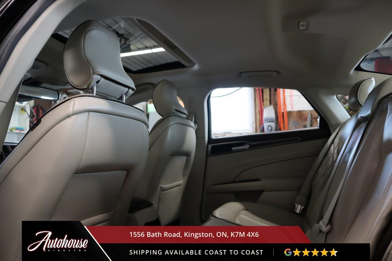 2018 Ford Fusion Platinum SYNC® 3 - LEATHER - MOONROOF Photo
