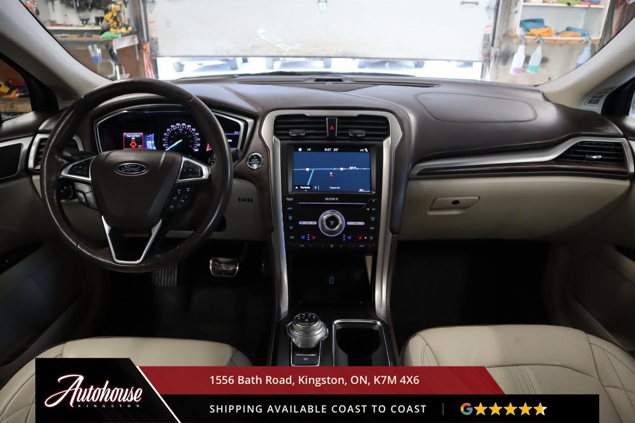 2018 Ford Fusion Platinum SYNC® 3 - LEATHER - MOONROOF Photo