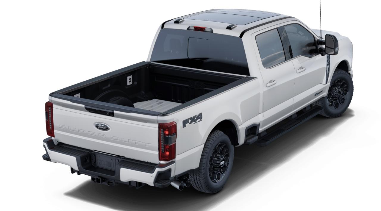 2025 Ford F-250 Super Duty SRW LARIAT 4WD CREW CAB 6.75' BOX Photo2