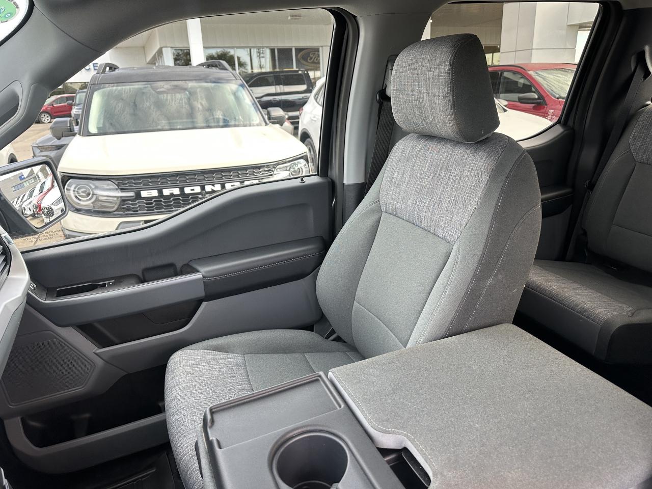 2023 Ford F-150 XLT | 2.7L V6 | HITCH | SUPERCREW | Photo