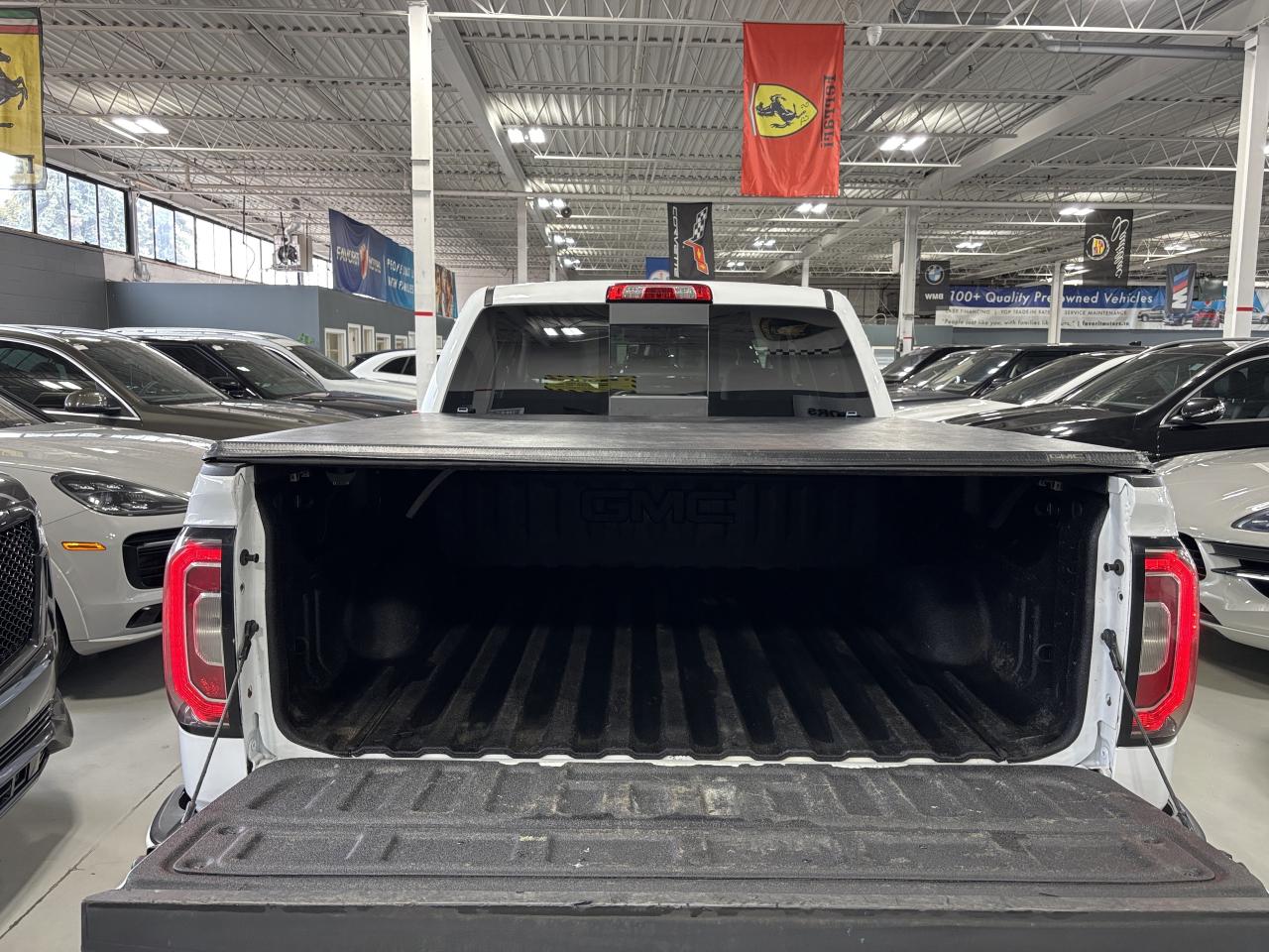 2017 GMC Sierra 1500 SLT|V8|4WD|CREW|NAV|BOSE|LEATHER|SUNROOF|+++ - Photo #4