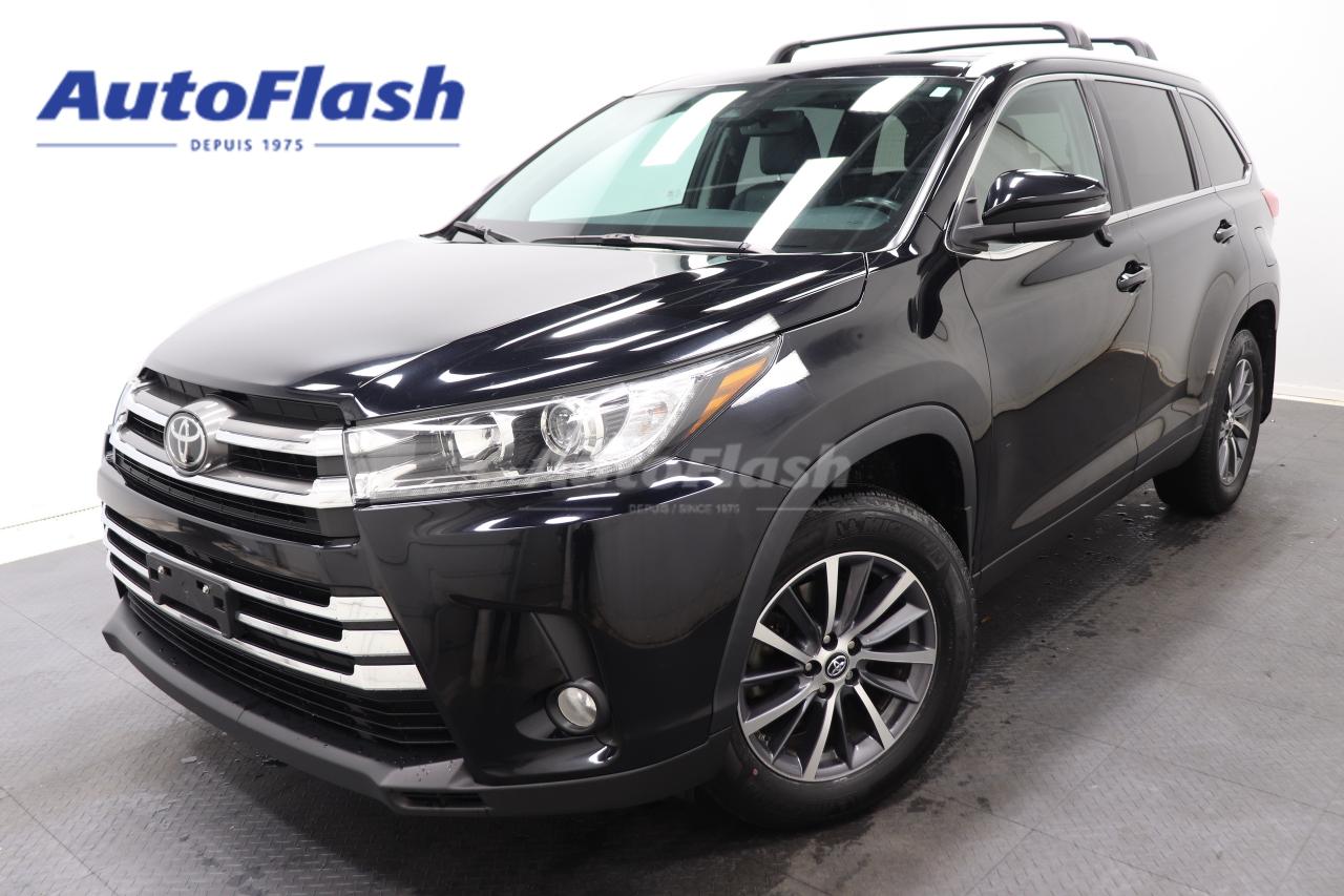 Used 2019 Toyota Highlander XLE, 8-PASSAGERS, CUIR, TOIT-OUVRANT for sale in Saint-Hubert, QC