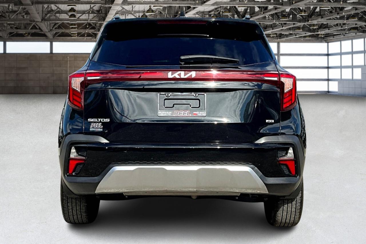 2024 Kia Seltos EX | Heated Leather | Sunroof | CarPlay | AWD Photo3