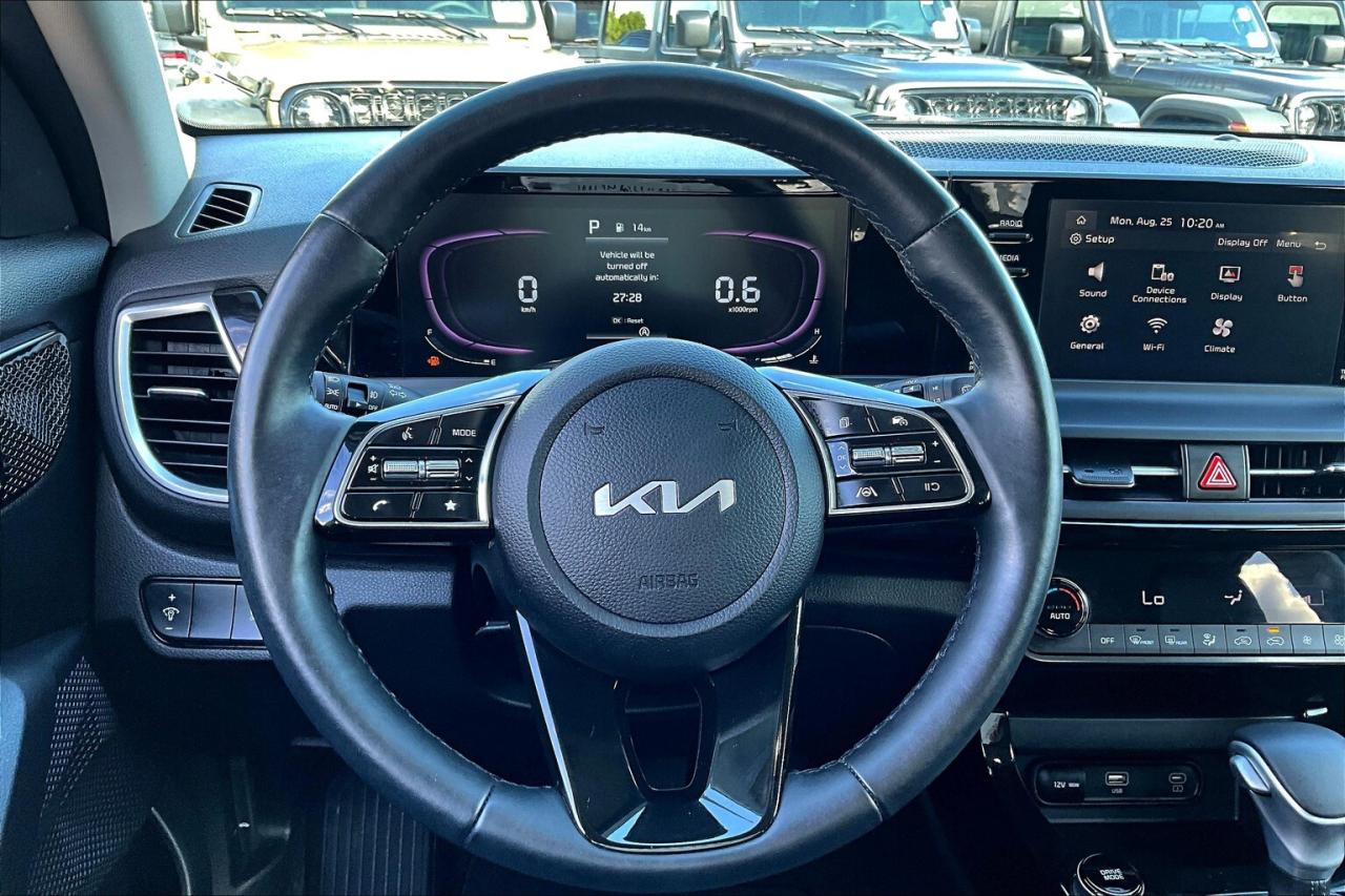 2024 Kia Seltos EX | Heated Leather | Sunroof | CarPlay | AWD Photo4