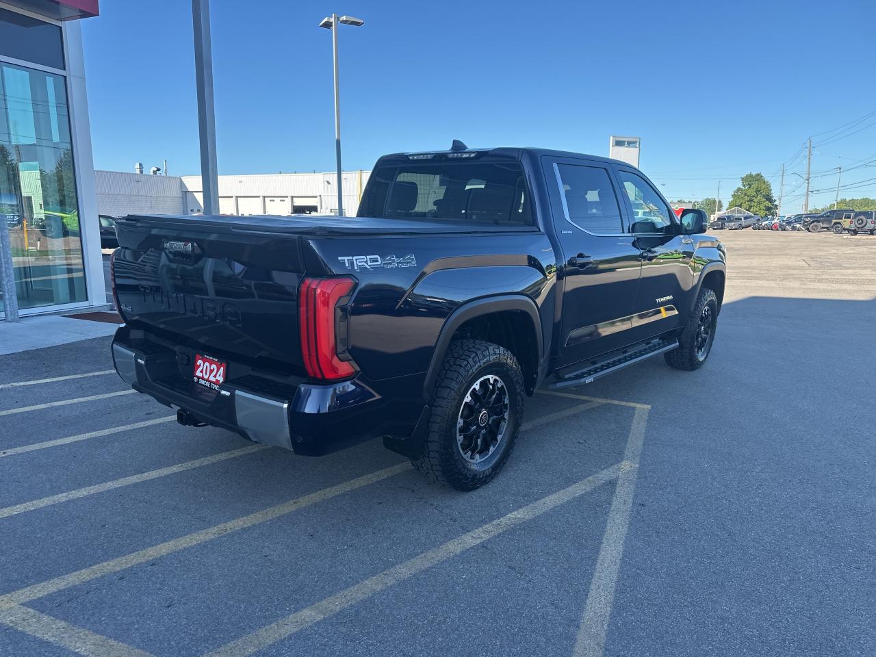 2024 Toyota Tundra Limited TRD OFFROAD Photo4