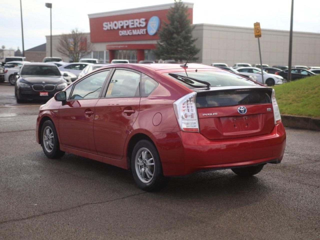 2010 Toyota Prius I  **GREAT CONDITION - HYBRID** Photo2