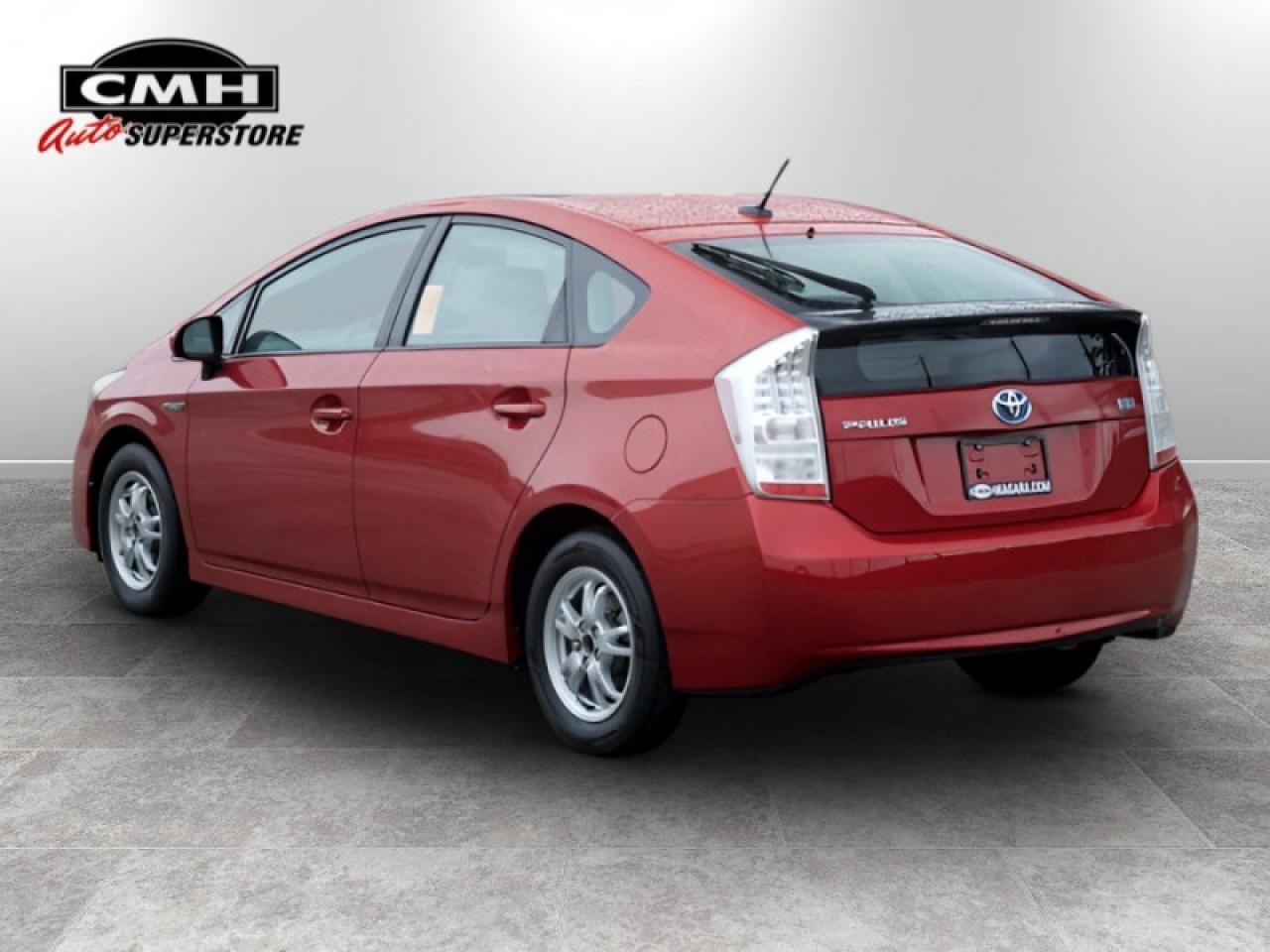 2010 Toyota Prius I  **GREAT CONDITION - HYBRID** Photo2