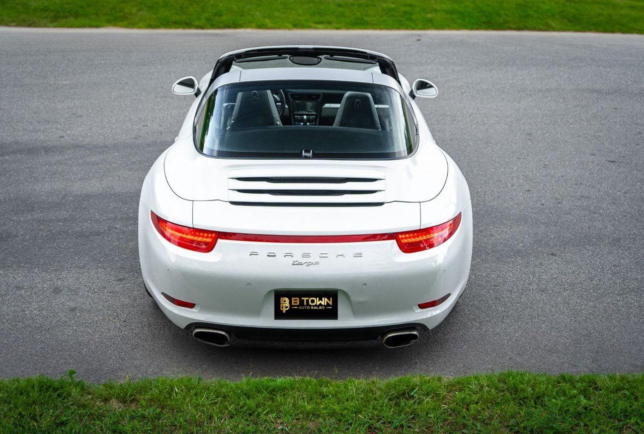 2016 Porsche 911 Targa 4 Photo