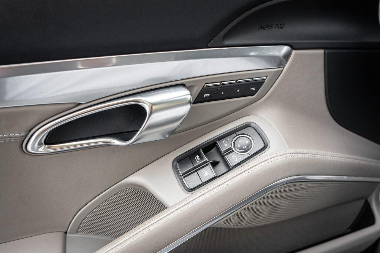 2016 Porsche 911 Targa 4 Photo