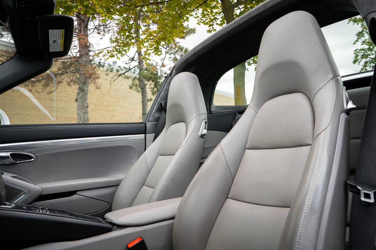 2016 Porsche 911 Targa 4 Photo