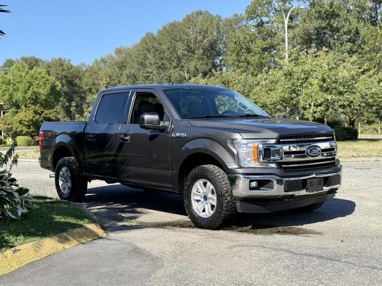 Used 2018 Ford F-150 XLT Crew Cab 5.5-ft 4x4 for sale in Burnaby, BC