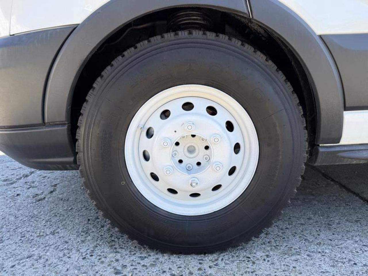 12902351