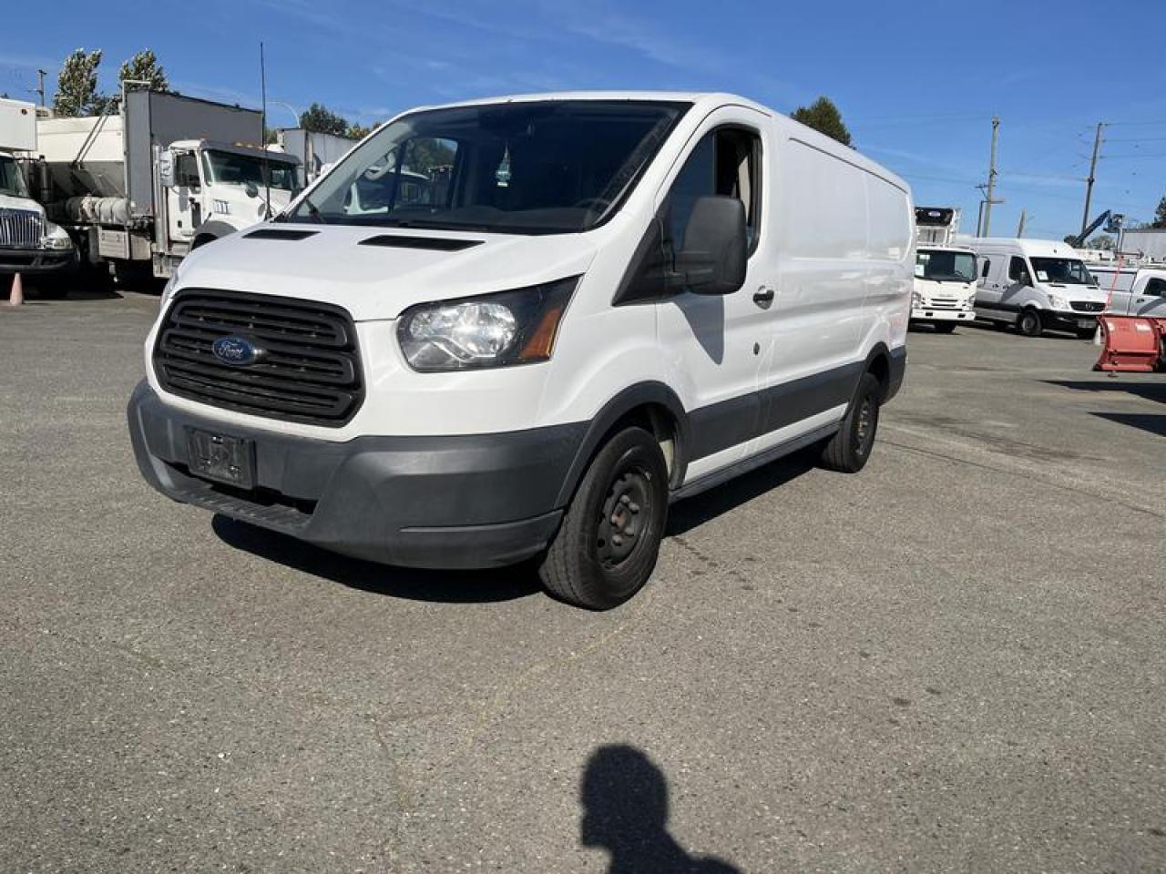 Used 2017 Ford Transit 150 Van Low Roof 130-inches Wheel Base Cargo Van for sale in Burnaby, BC