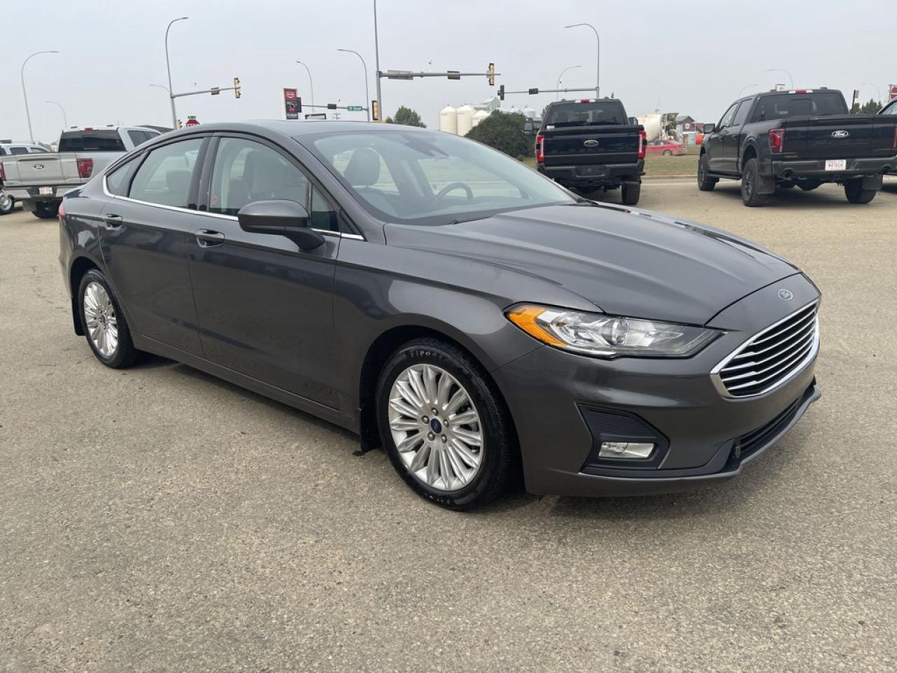 2020 Ford Fusion SE Photo0