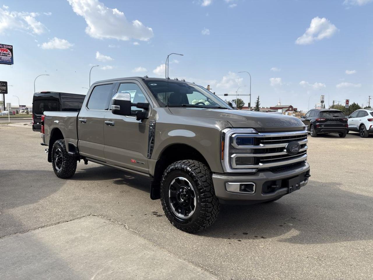 2026 Ford F-350 Super Duty SRW PLATINUM 6.8' Box 713A Photo0