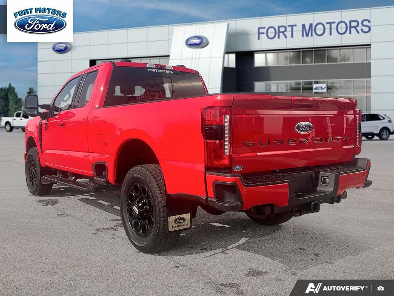 2024 Ford F-350 Lariat Photo3