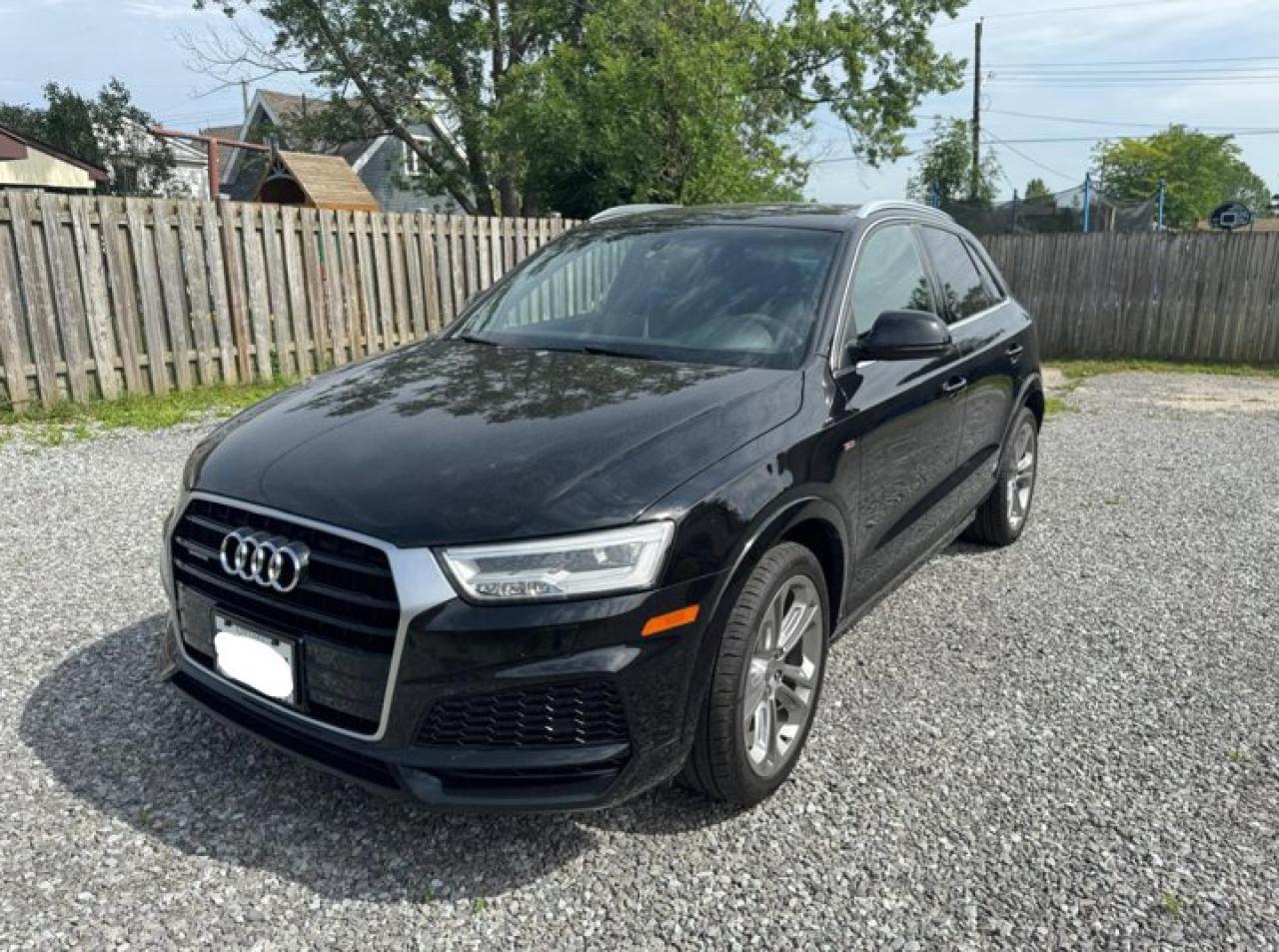 Used 2018 Audi Q3 Technik AWD | S-Line | Leather | Sunroof | Heated Seats | Rear Camera | Power Seat | and More ! for sale in Guelph, ON