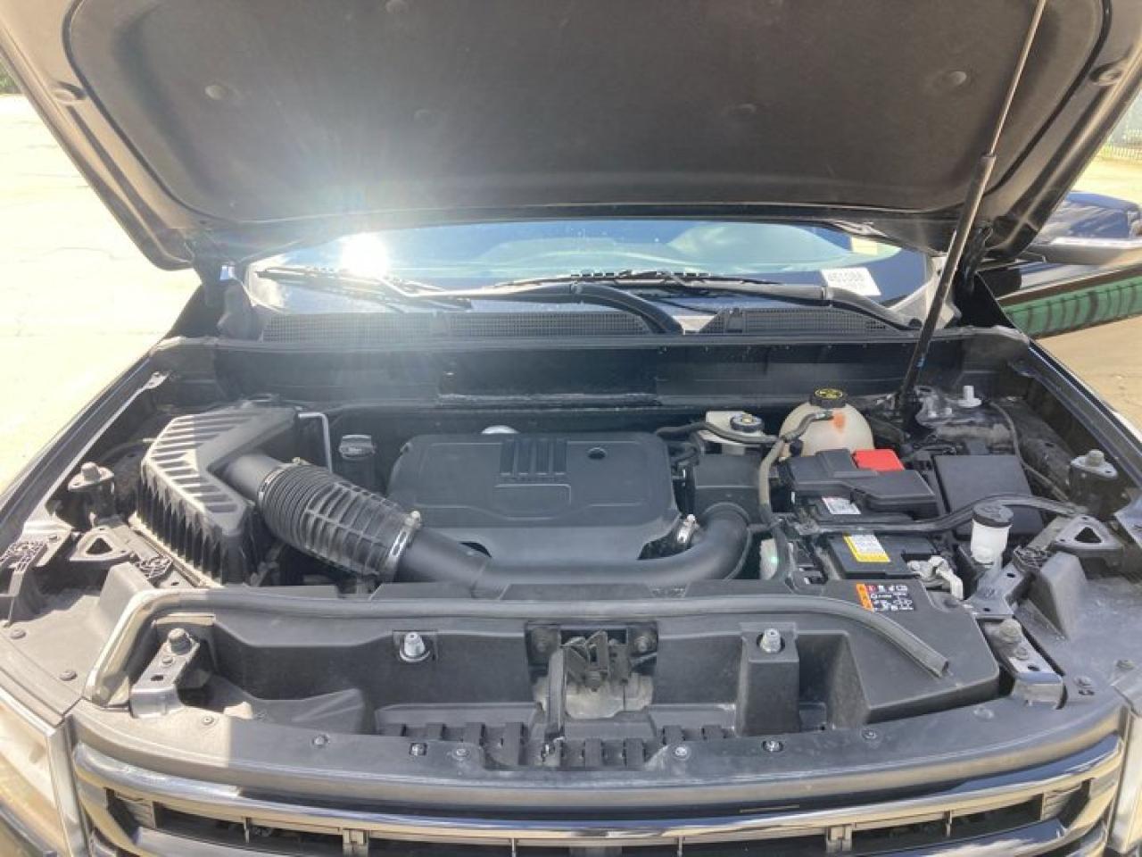 2023 GMC Acadia AWD 4dr SLE Photo