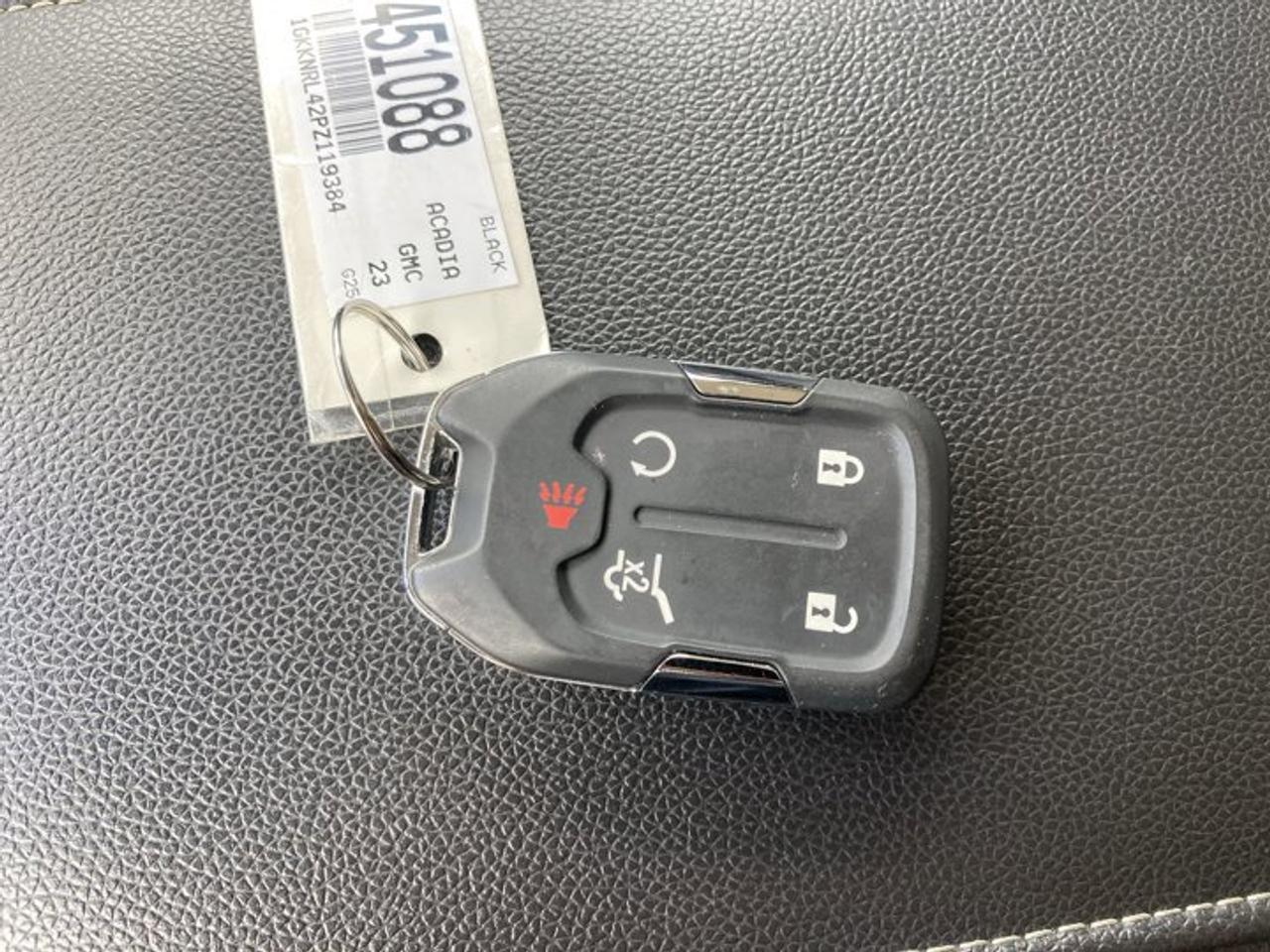 2023 GMC Acadia AWD 4dr SLE Photo