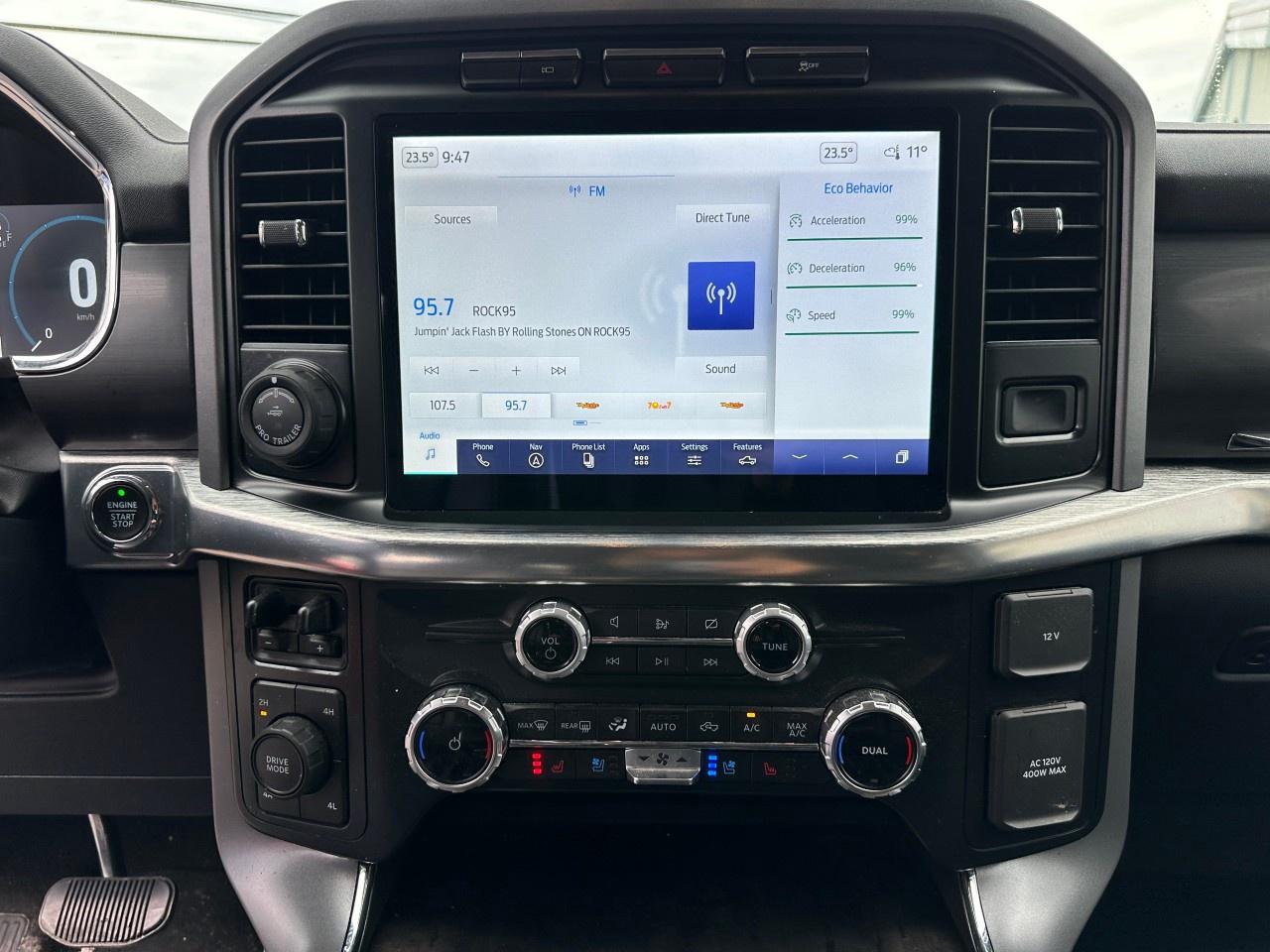 2022 Ford F-150 Lariat 4WD SuperCrew 6.5' Box Photo