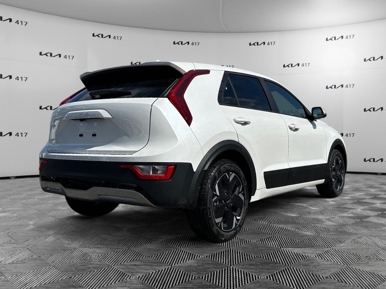 2026 Kia NIRO EV Wind FWD Photo4